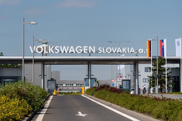 Ilustrační obrázek článku 'Dekontaminace hasebního systému od PFAS VW, Bratislava'